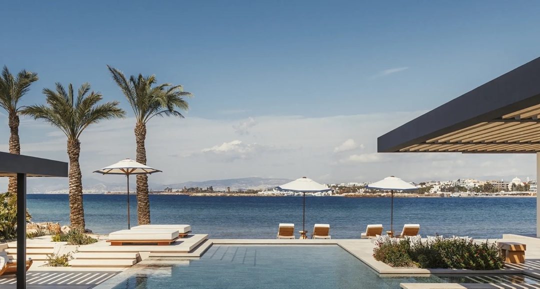 Last-minute getaway in Greece: your summer starts now